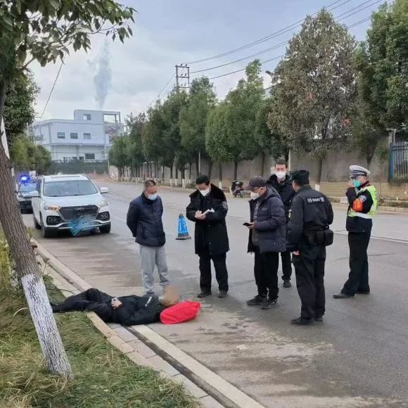 昆明交警