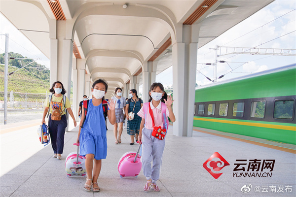 明年1月1日起 儿童旅客乘火车实行实名制管理