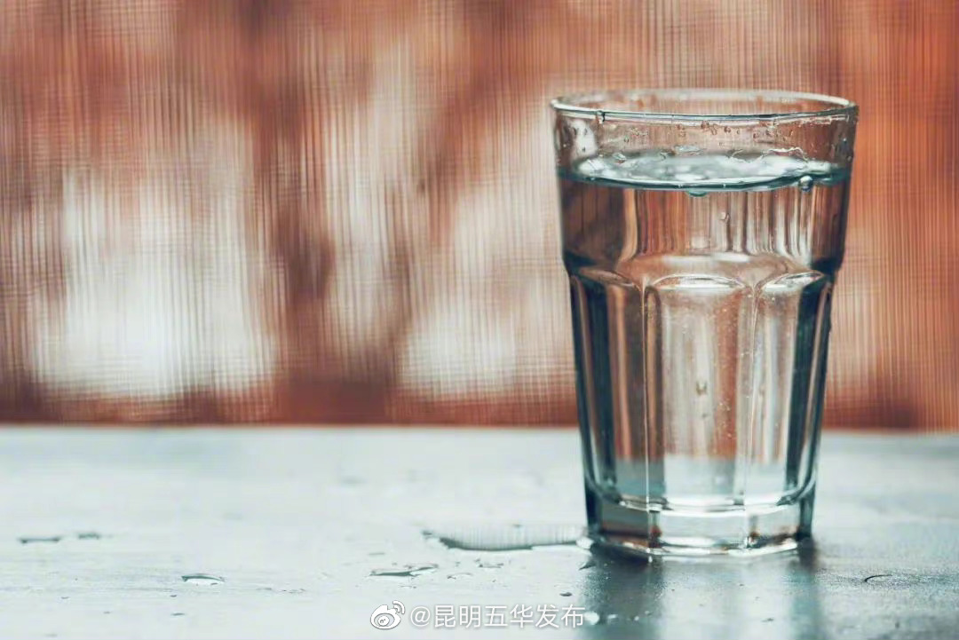 睡前喝水的两个关键