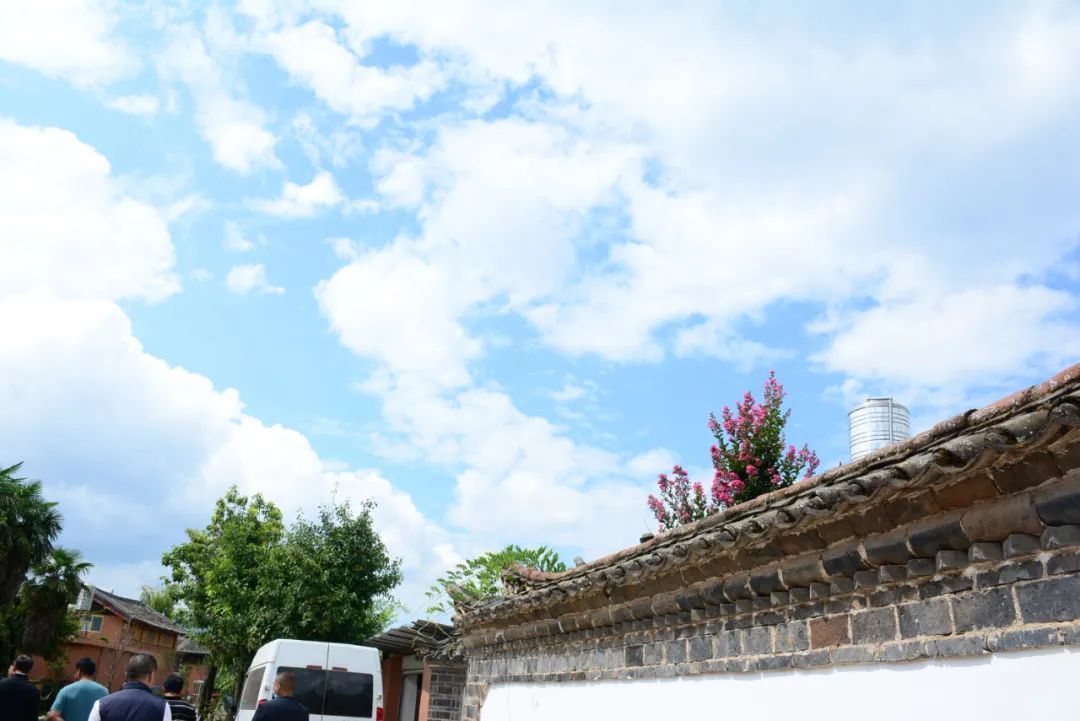丽江日报