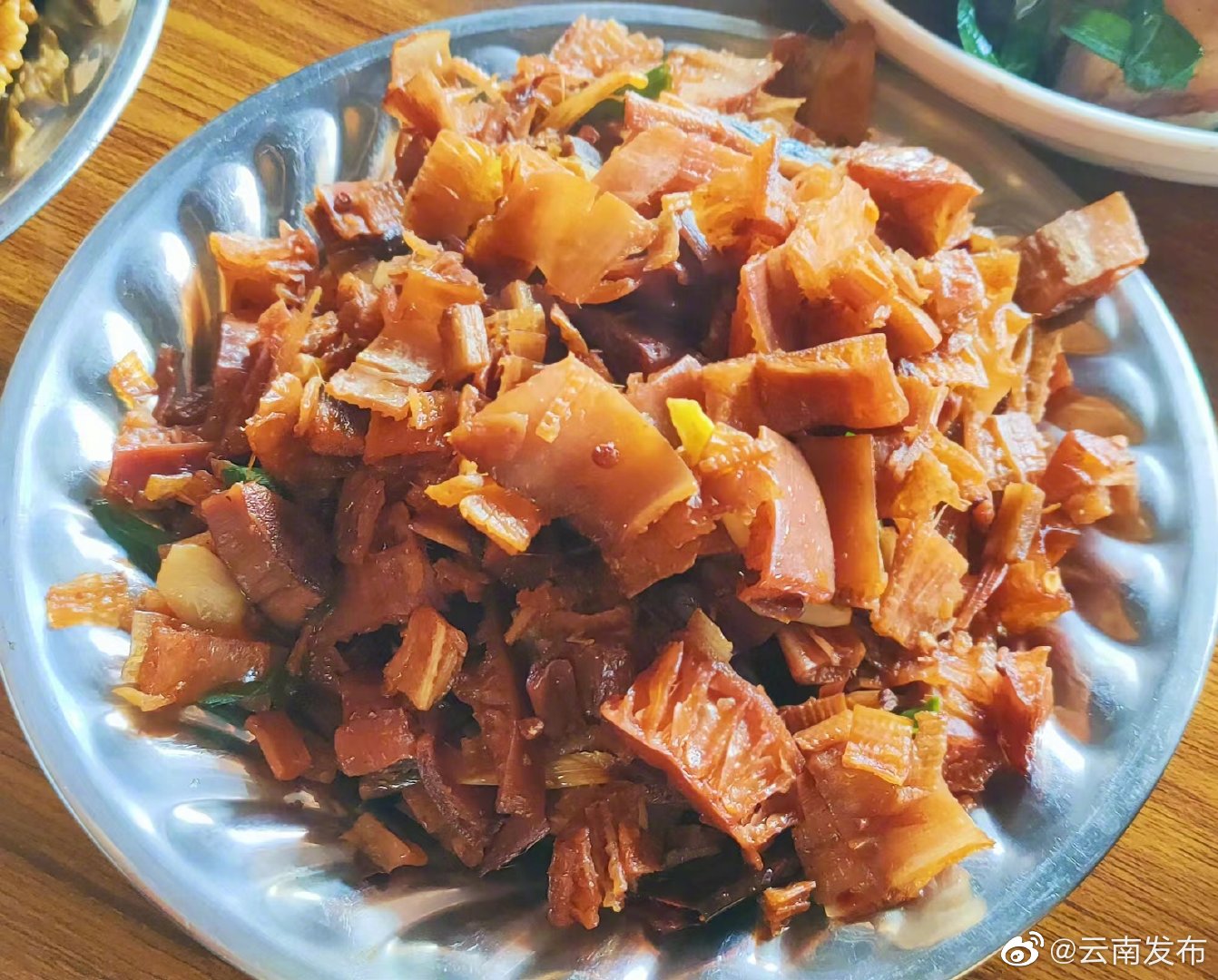 “云南发布”微博