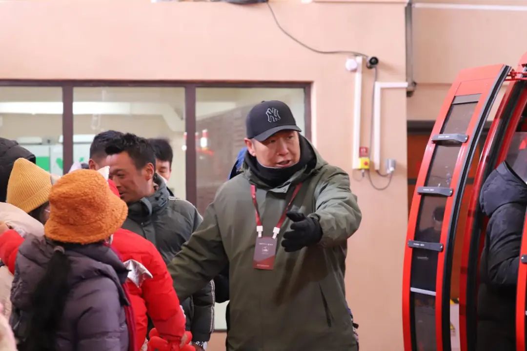 昆明轿子山旅游