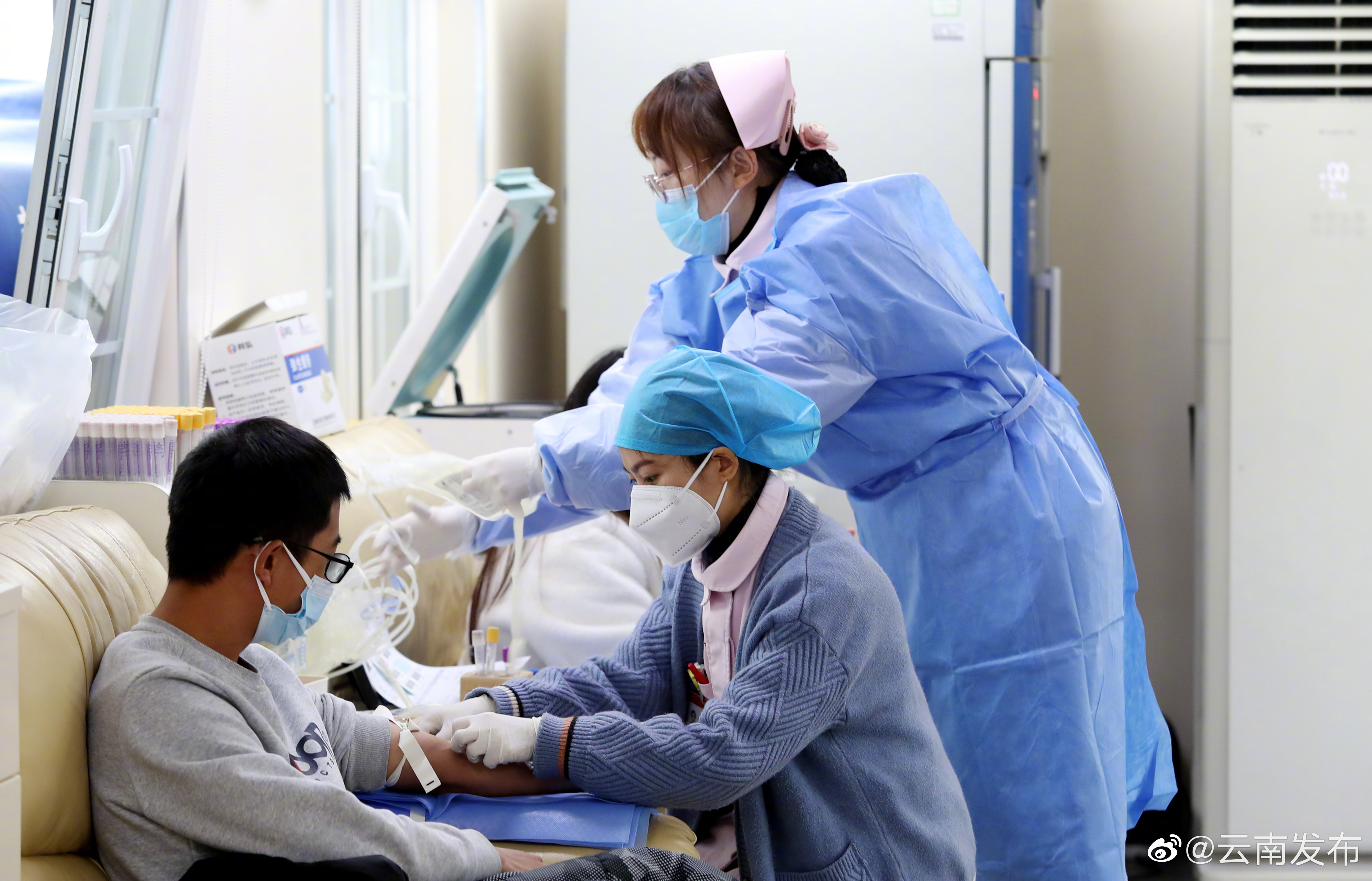 无偿献血传递爱的暖流！