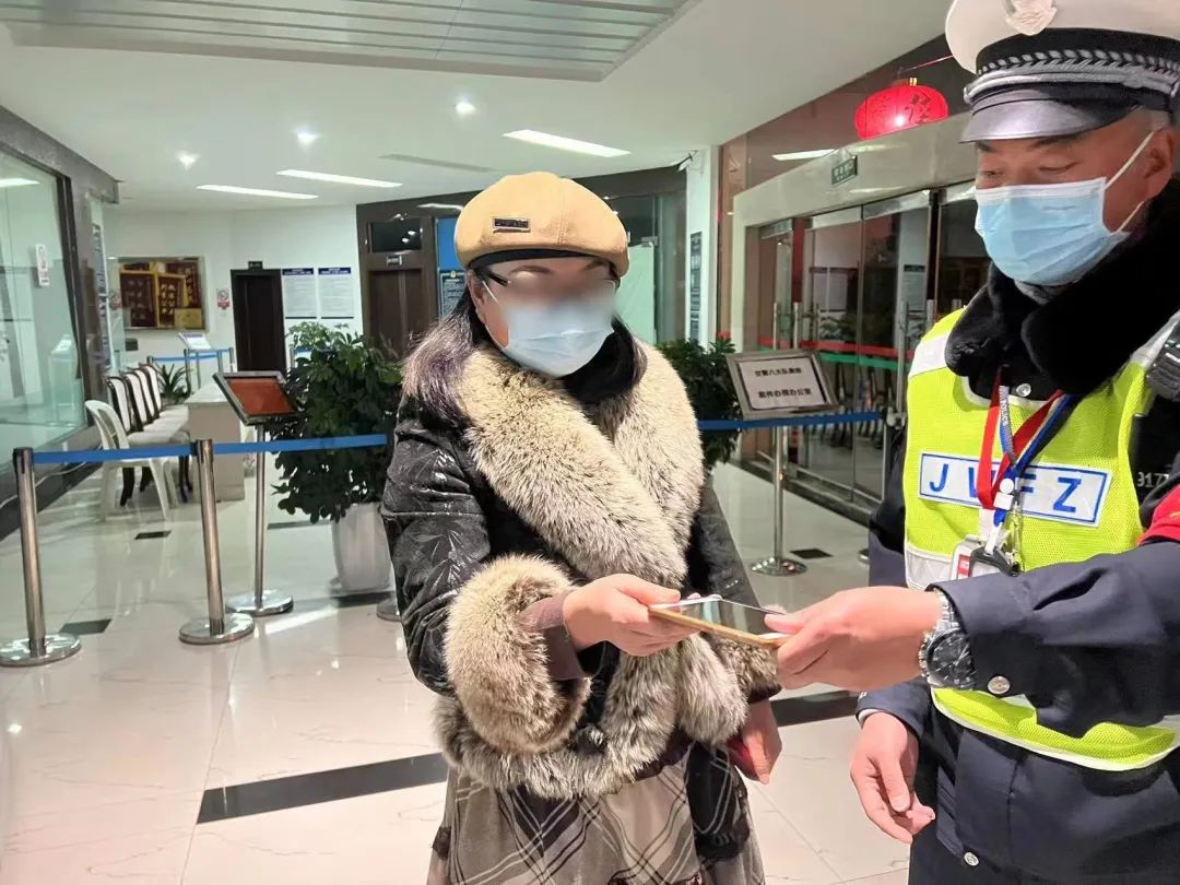 昆明交警