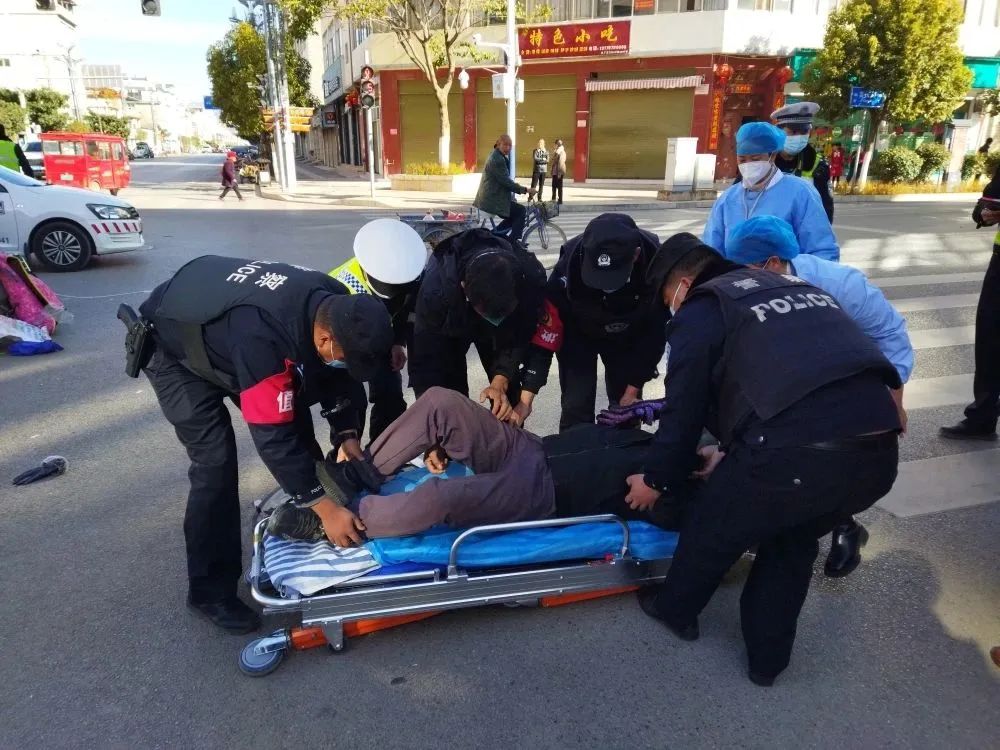 云南丽江警方