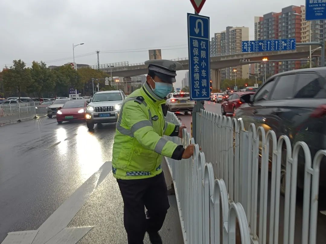 昆明交警
