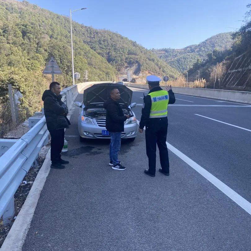 昆明交警