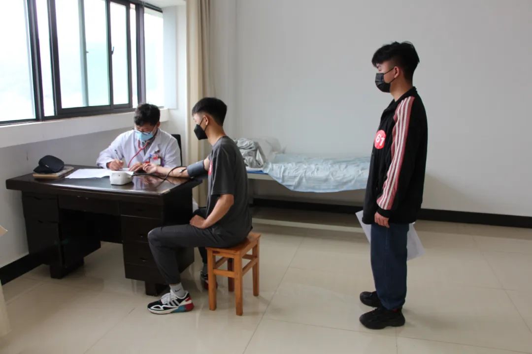 爱上富民