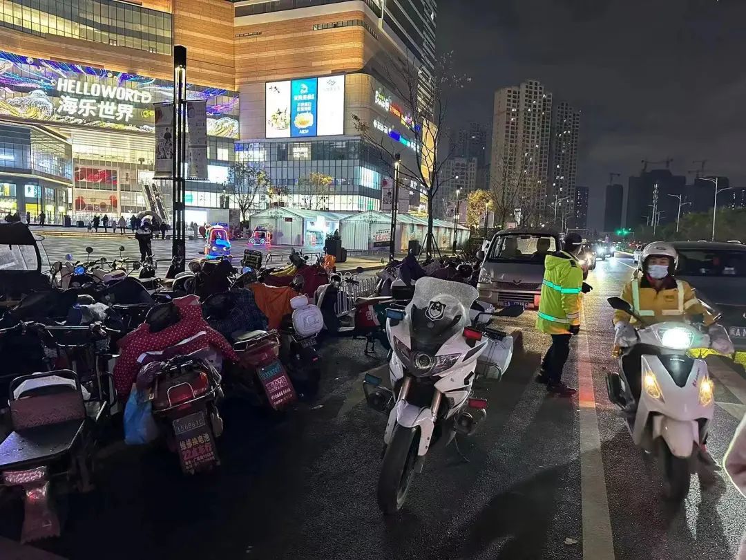 昆明交警