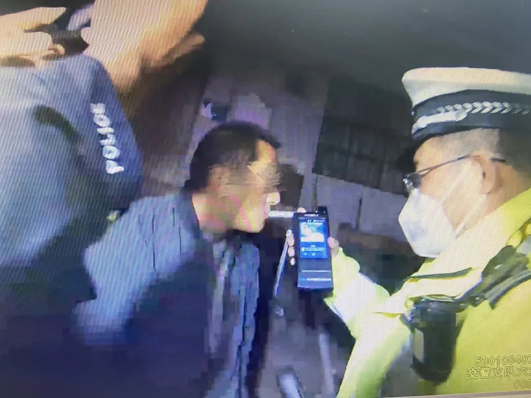 昆明交警