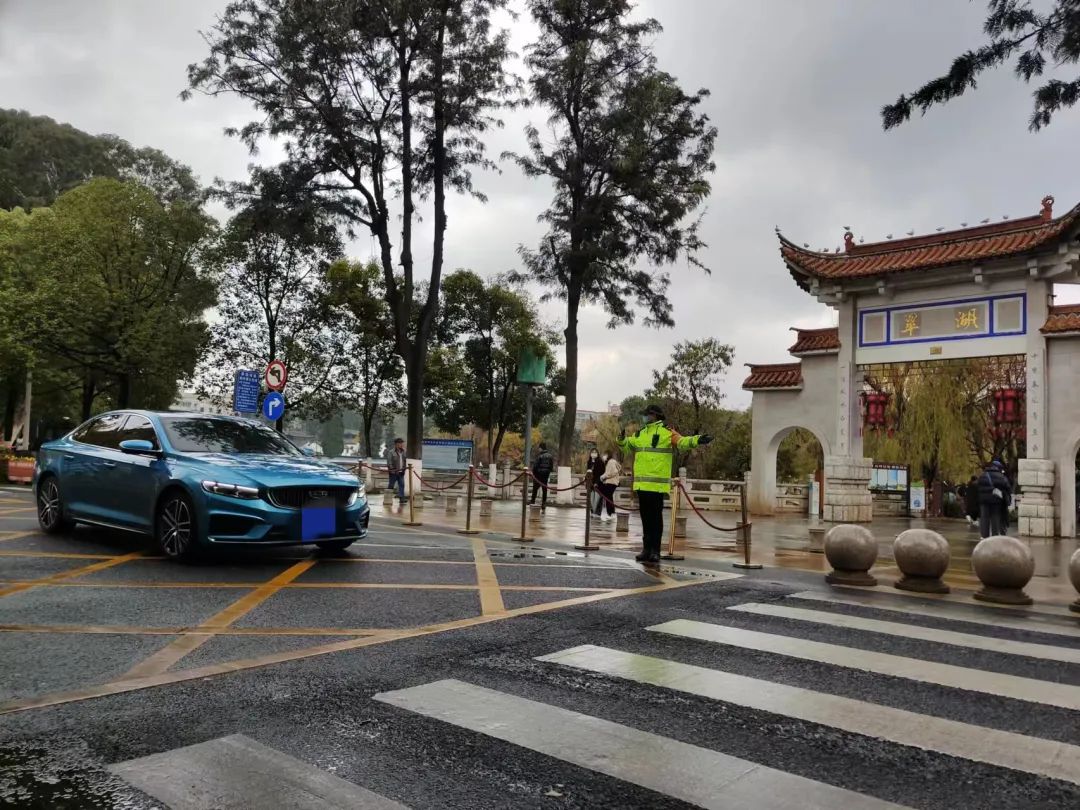 昆明交警