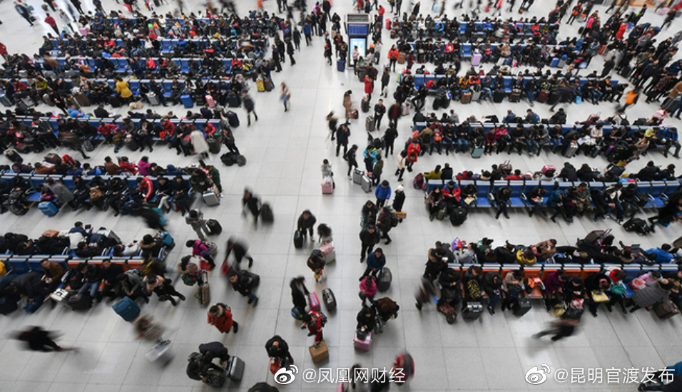 春运高峰期火车票今起开售，周六可买除夕当天车票