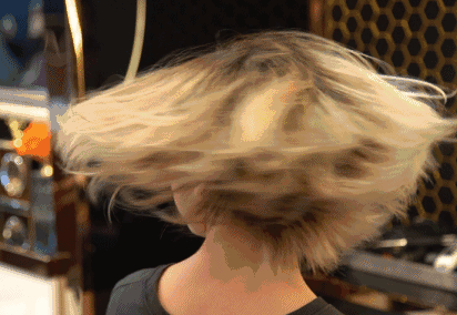 浅色染发剂更伤头发