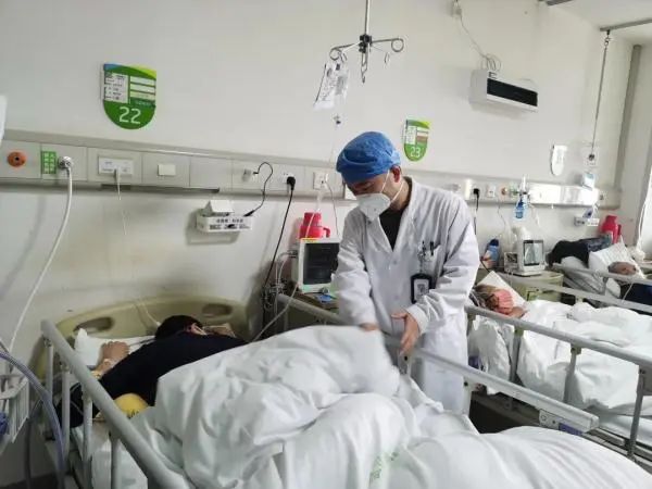 掌上春城