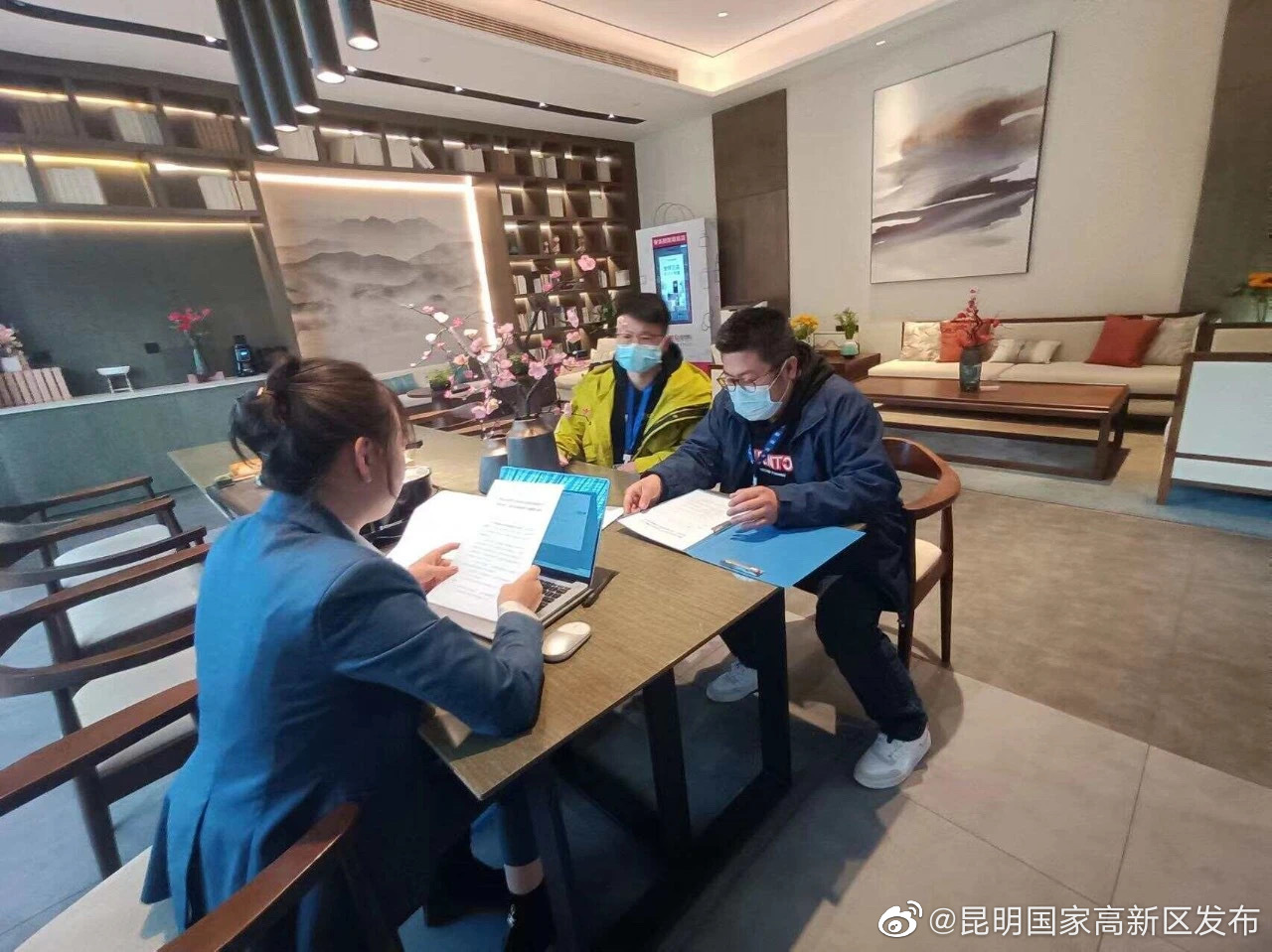 你拼搏，我守护 为2023年公务员考试“保驾护航”