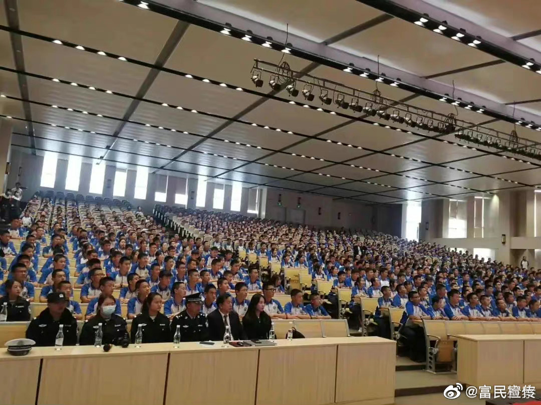 普法强基 | 二月初春晖草菲 普法强基正当时 富民检察院“青春法治行”防性侵巡讲第一弹