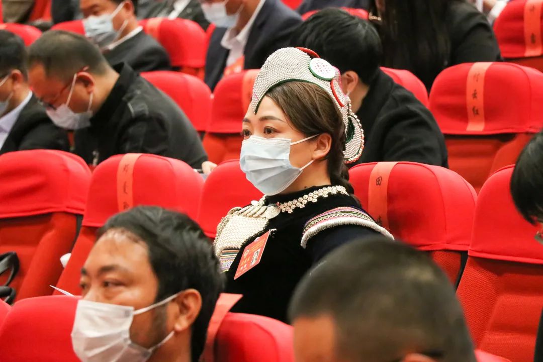 红河日报