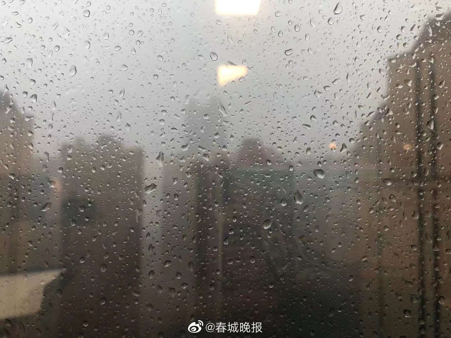 局地骤降14℃！春雨现身！云南中东部及南部将迎明显降温