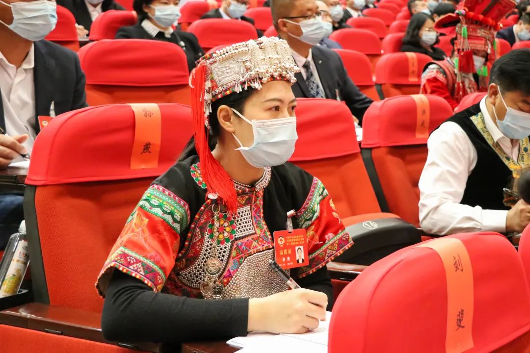 红河日报