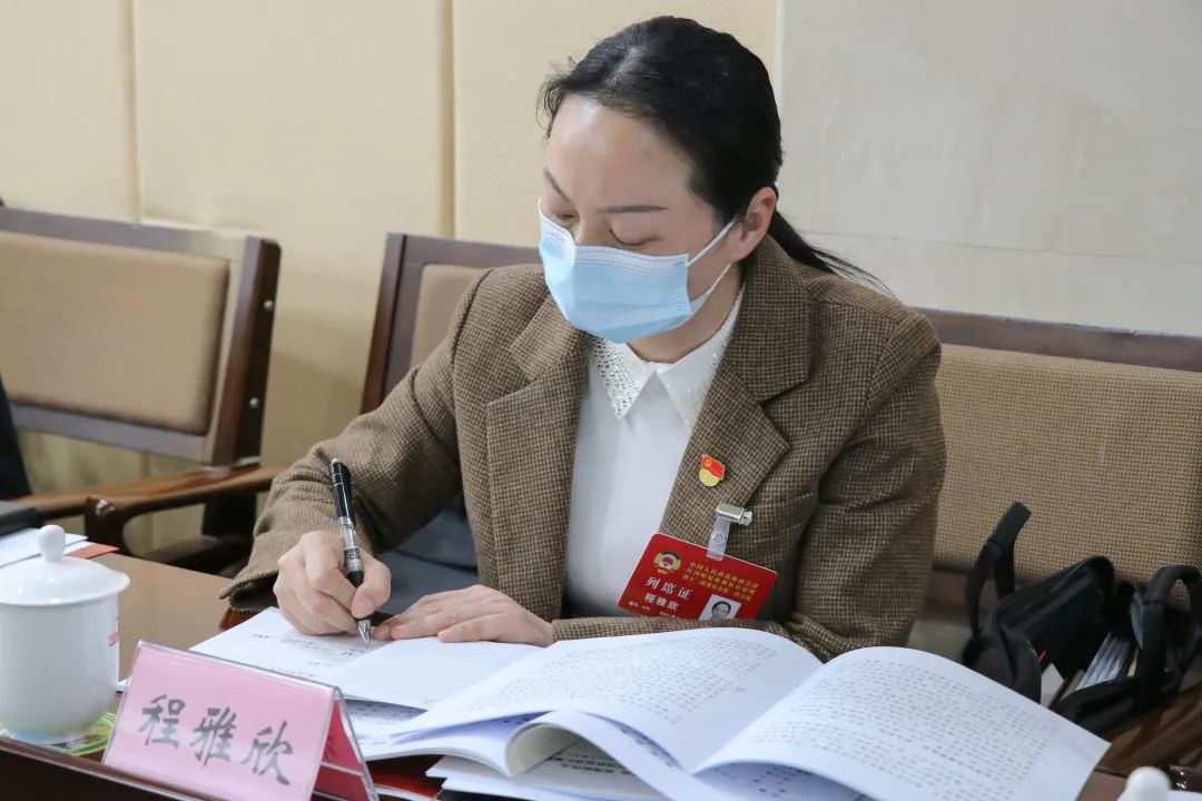 红河日报