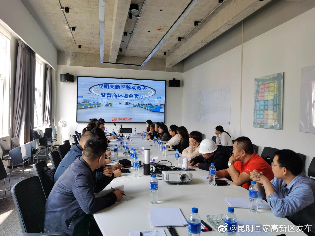 昆明高新区持续开展移动政务进企入园 让高新事高兴办