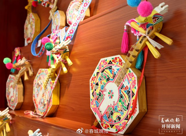 牟定：坚持传承与保护 文化发展异彩纷呈