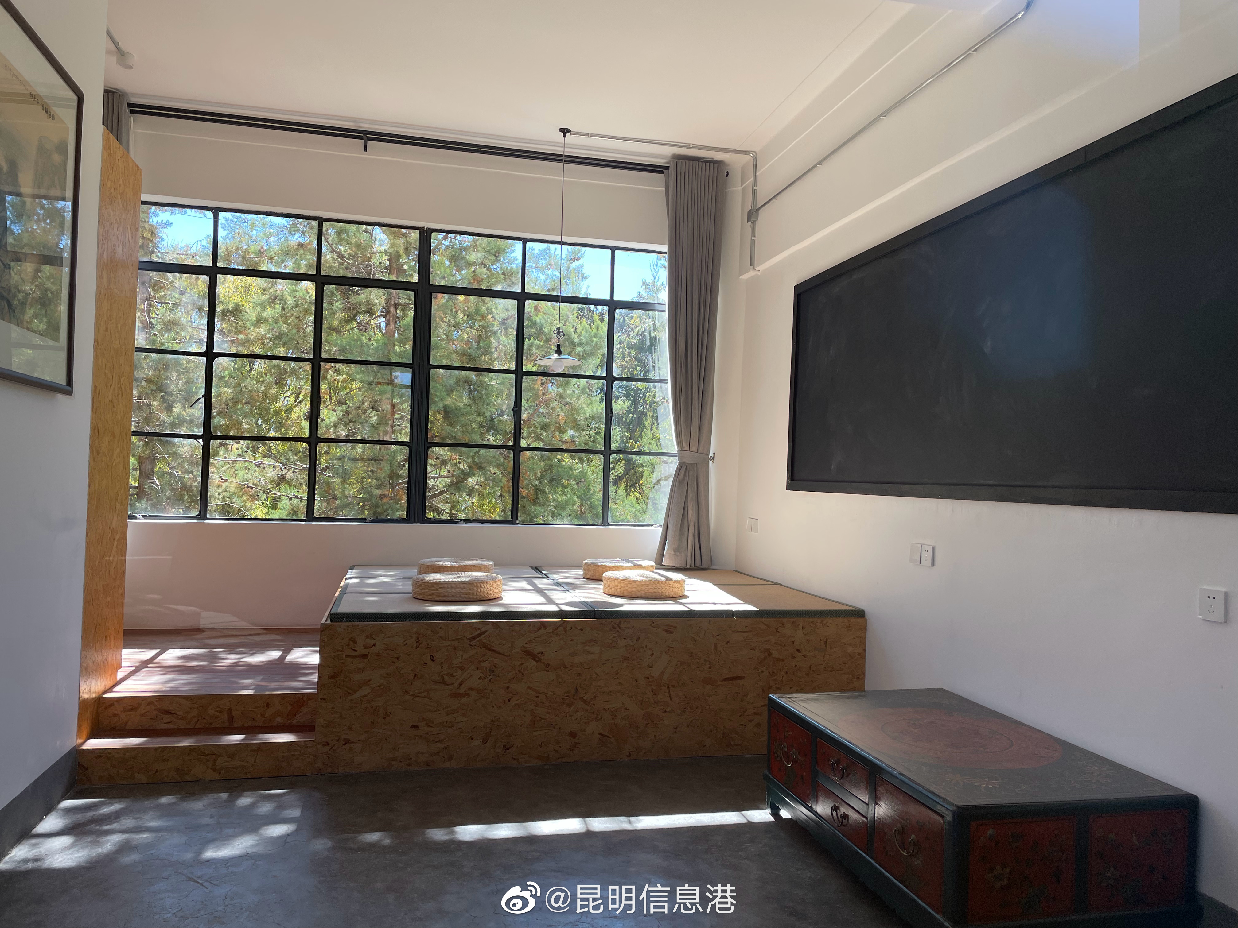 昆明信息港（微博）