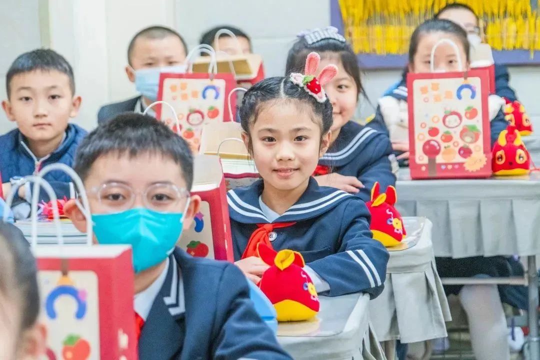 盘龙教育