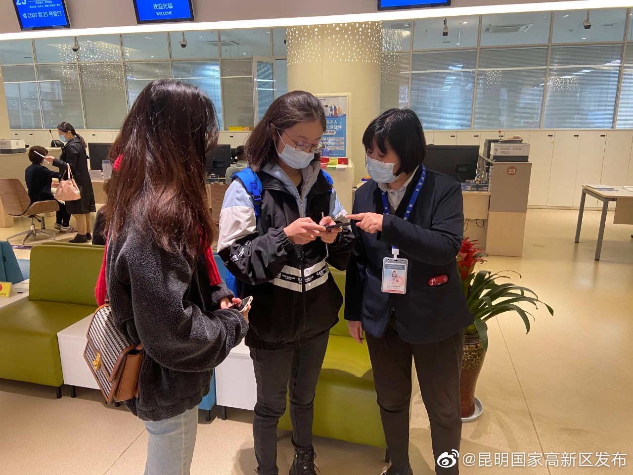 智能审批零等待 企业设立进入“秒批”时代