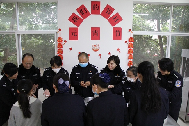 文山市交警大队微博