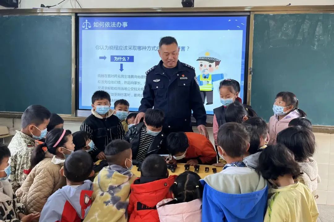 红河日报