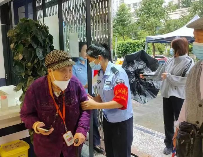 昆明交警