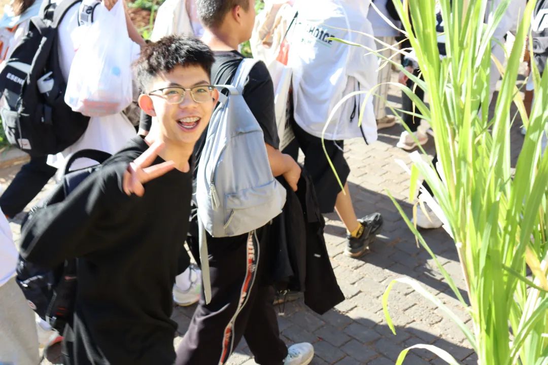 东川教育