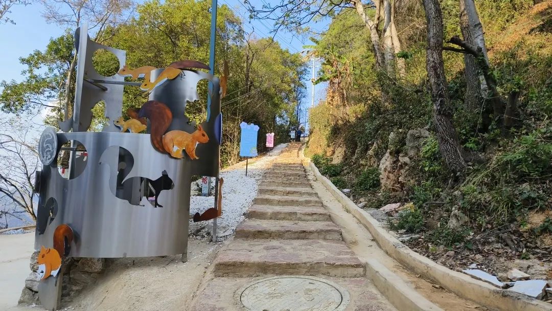 红河日报