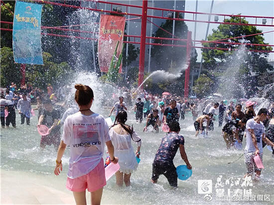 4月12日至16日，云南民族村泼水节“开泼”！