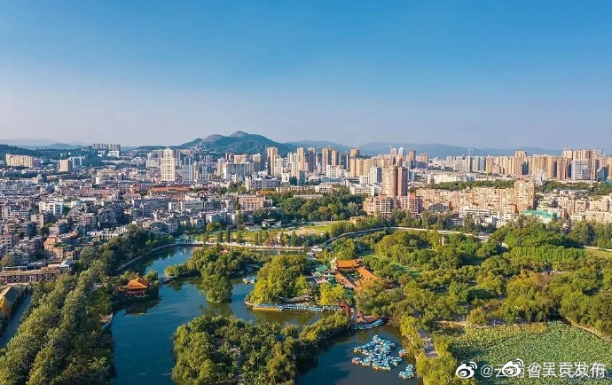 全省16州（市）政府所在地城市空气质量优良天数比例达99.7%