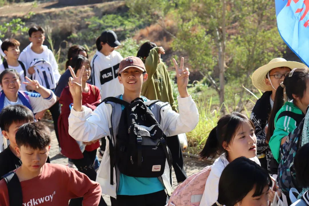 东川教育
