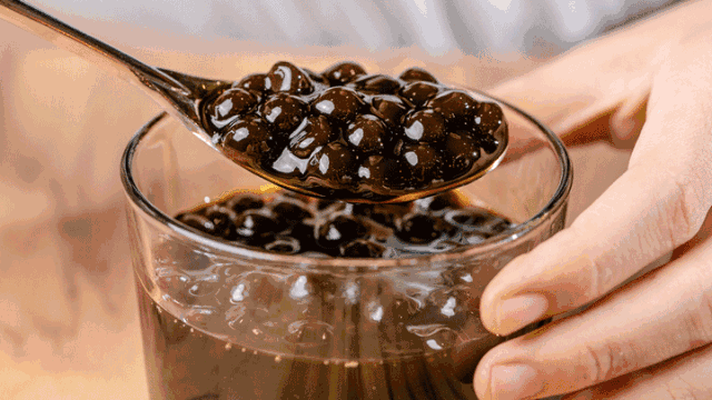 奶茶里的珍珠为什么总是吸不上来 