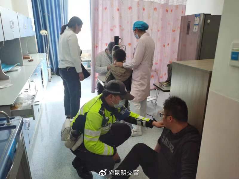昆明交警