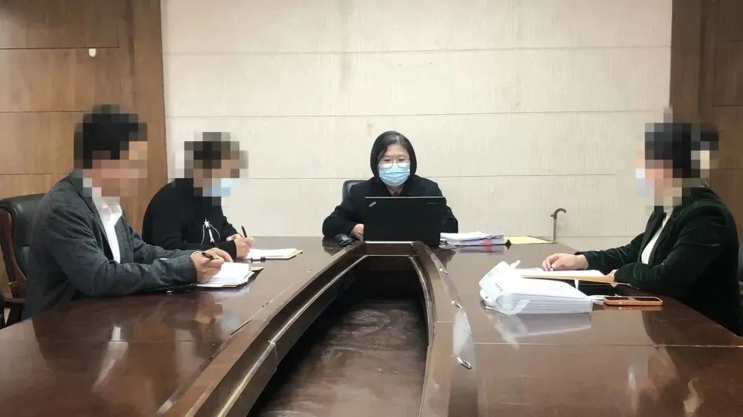 云南依法治省