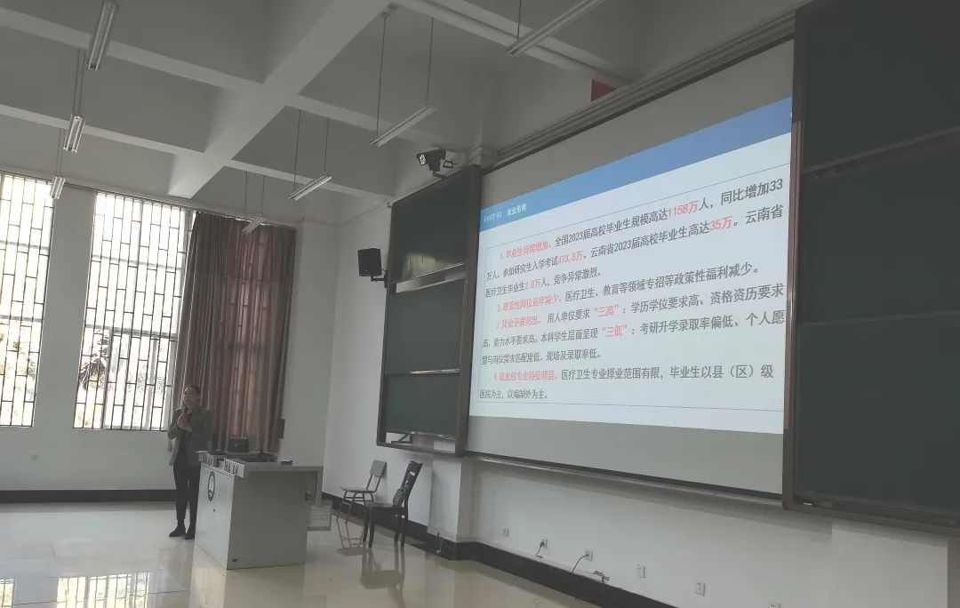 昆明医科大学附属口腔医院