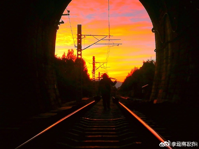 “云南发布”微博