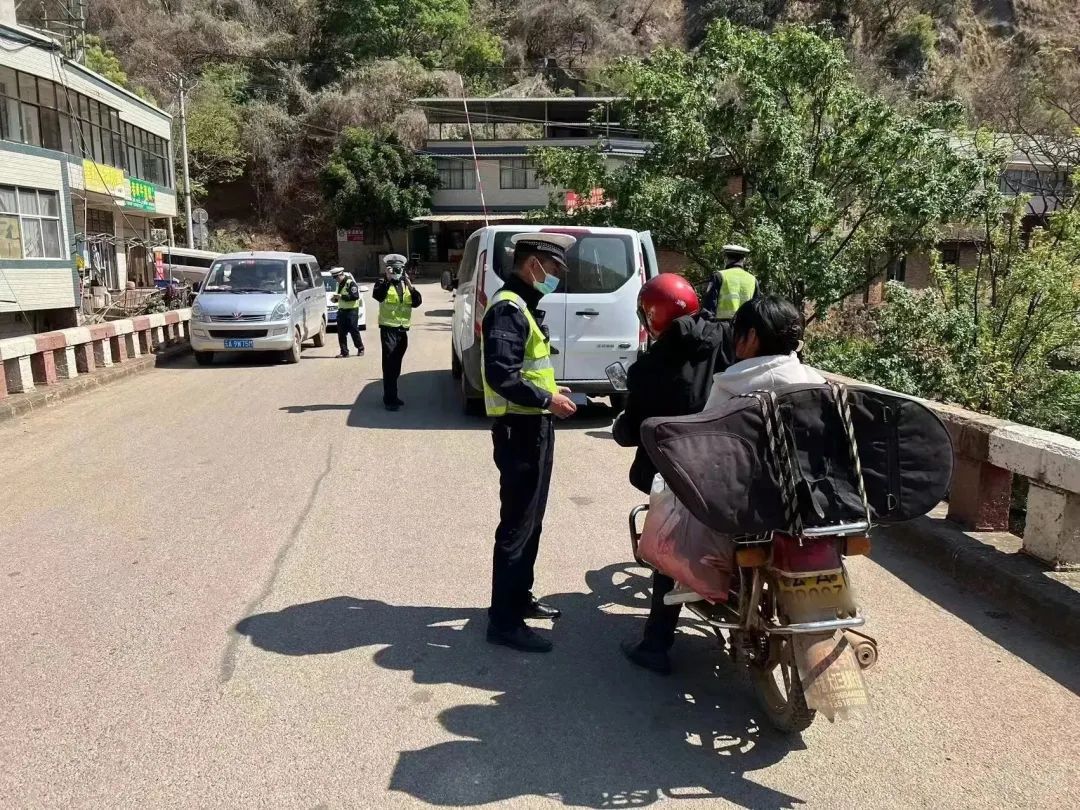 昆明交警