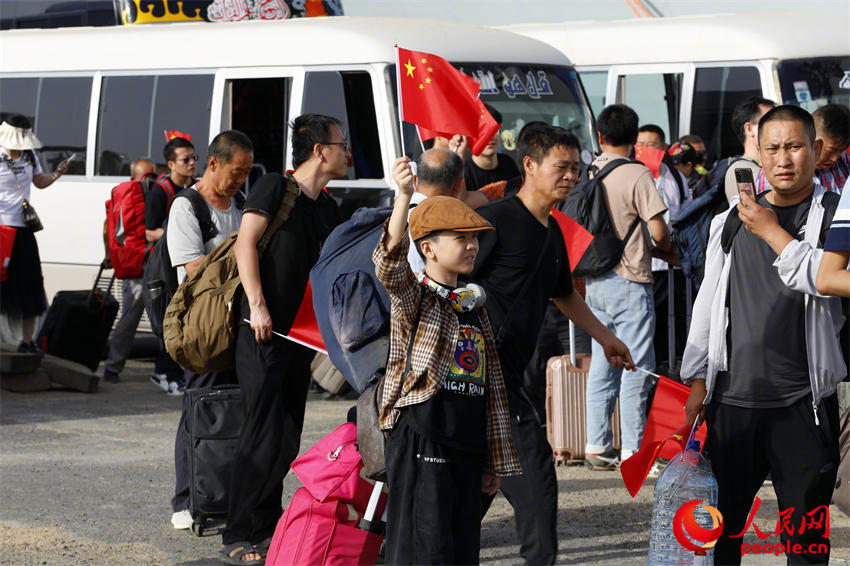 人民网