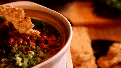 为什么有些食物闻着臭吃着香