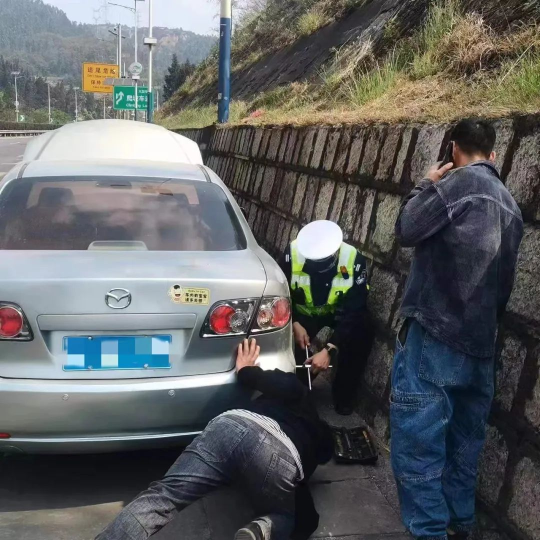 云南高速交警