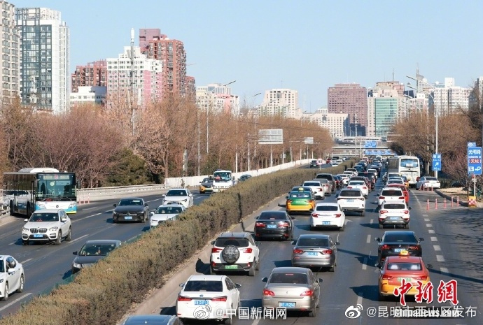 交通运输部：五一假期小型客车免通行费