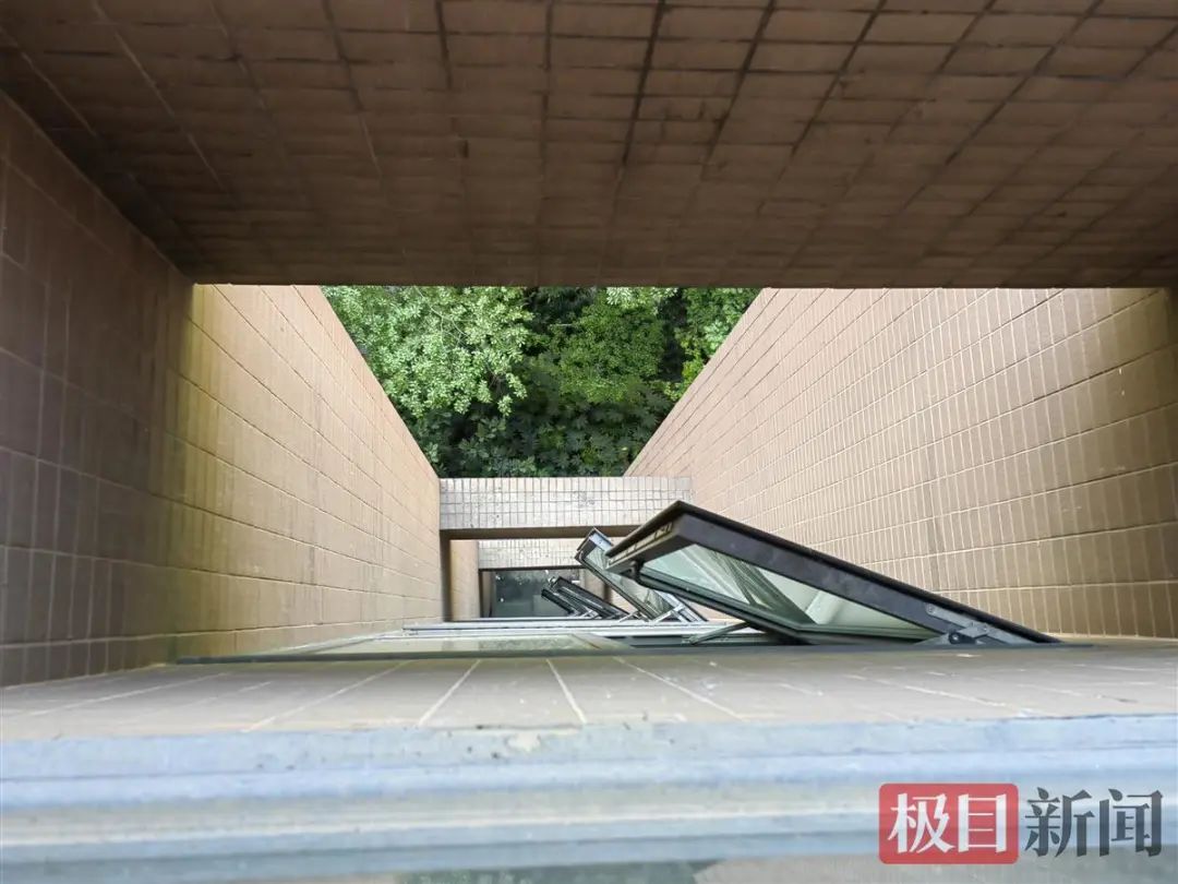春城晚报