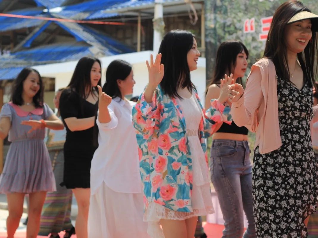 西双版纳望天树景区