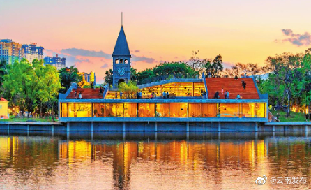 西南联大先锋书店在云南蒙自落成